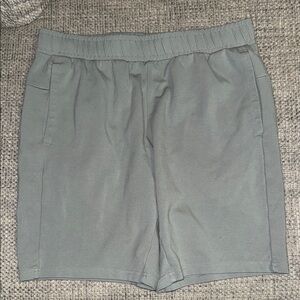 Men's Athletic Shorts in Gray